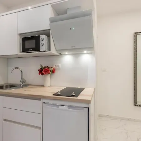 Apartman Stobrec 2 *